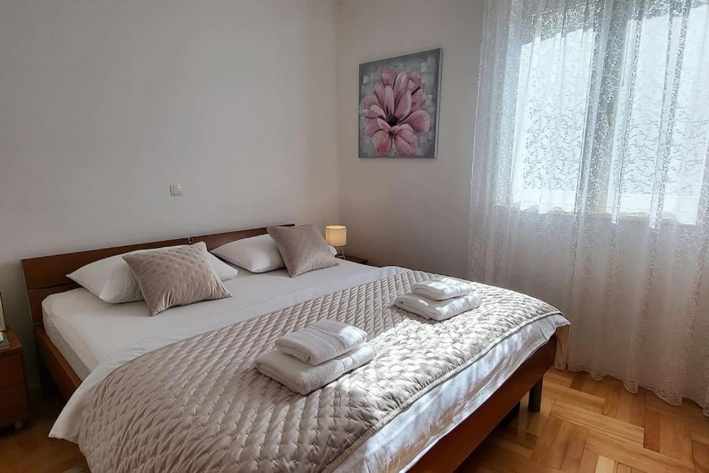 Sun With Sea View And Shared Pool Apartmán
