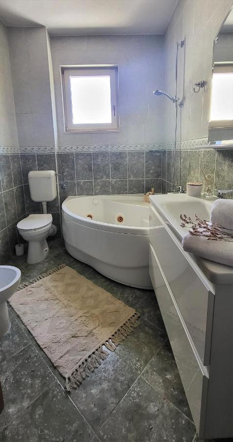 Sun With Sea View And Shared Pool Apartmán *